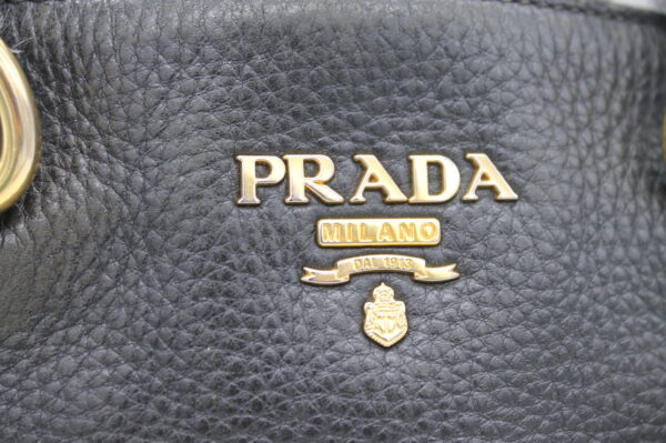 Borsa Prada in pelle nera - Image 2