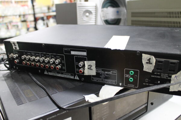 Kenwood KC-209 Stereo Control Amplifier - Image 5
