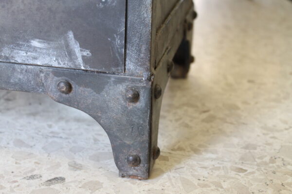 Comodino industrial tre cassetti - Image 7