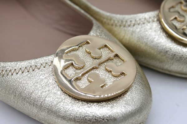 Scarpe ballerine Tory Burch dorate - Image 2