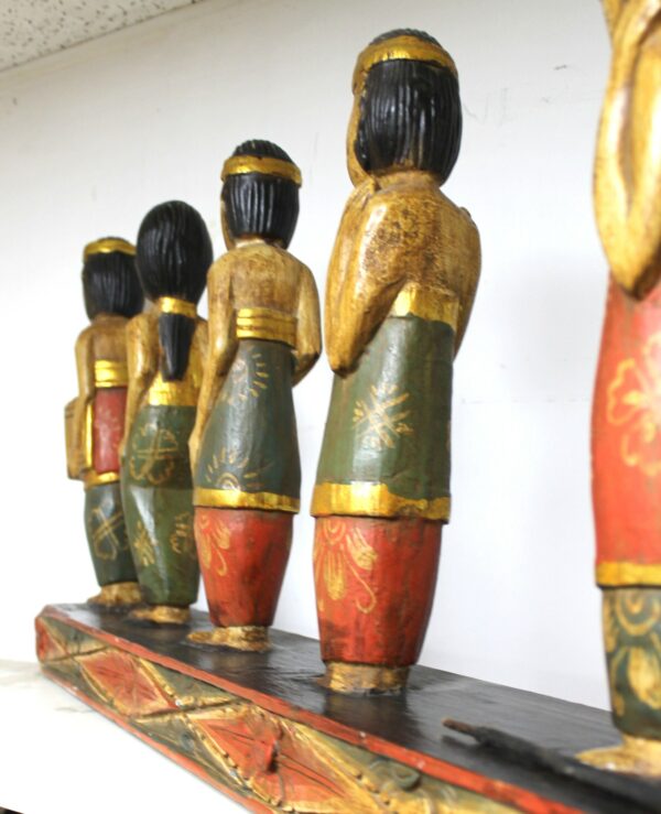 Scultura in legno processione indonesiana - Image 4