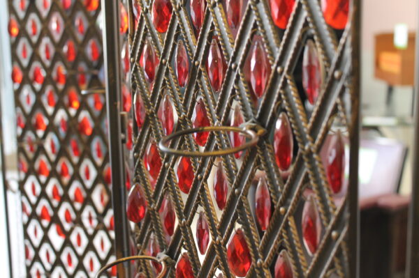 Separè in ferro e pietre rosse - Image 3