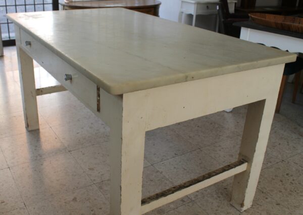 Tavolo con piano in marmo - immagine 4