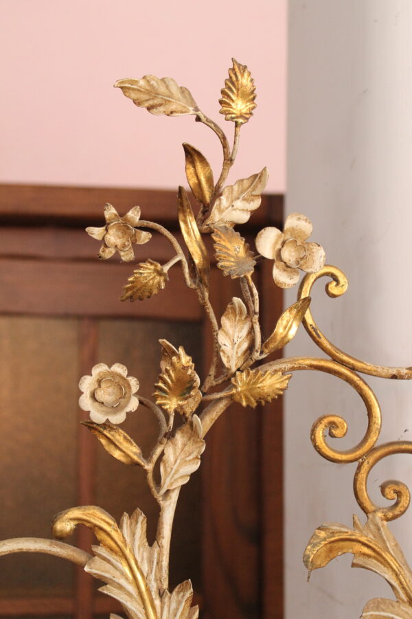 Specchio tondo decorato in ferro - immagine 2