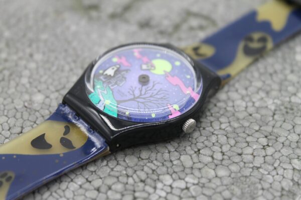 Orologio Swatch Special Halloween RIP - Image 3