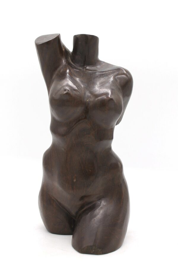 Miniatura di busto di donna in legno