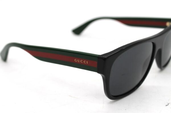 Occhiali da sole Gucci + custodia - immagine 4