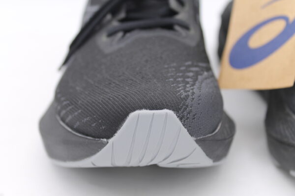 Sneakers Asics Novablast nere Nuove! - immagine 7