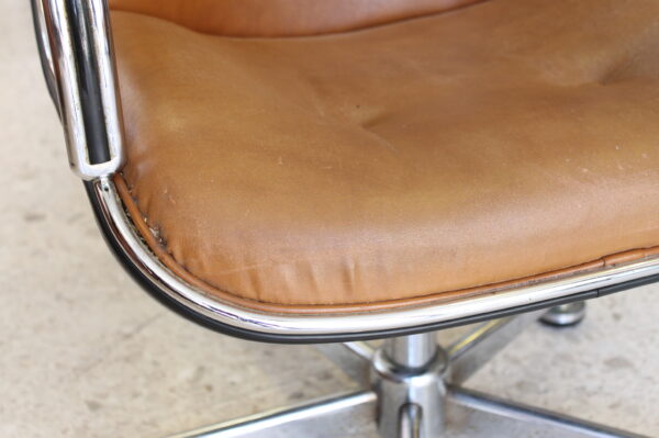 Sedia - poltrona da ufficio vintage - immagine 2