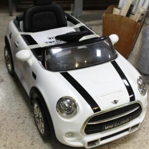 Macchina gioco Mini Cabrio con telecomando