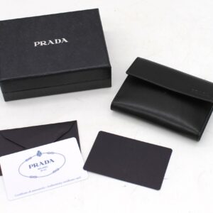 Portafoglio Prada nero + scatola
