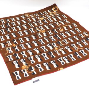 Fazzoletto foulard in seta di Moschino