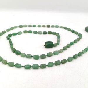 Collana di pietre giada