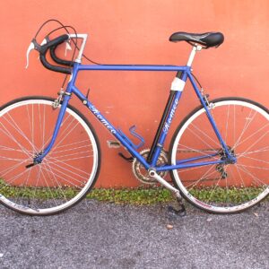 Bicicletta da corsa Romeo blu