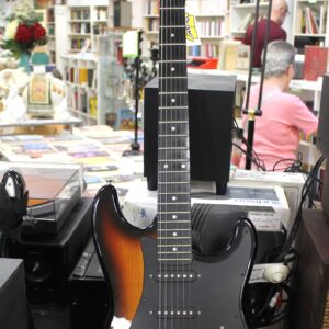 Chitarra elettrica Roytek modello Stratocaster
